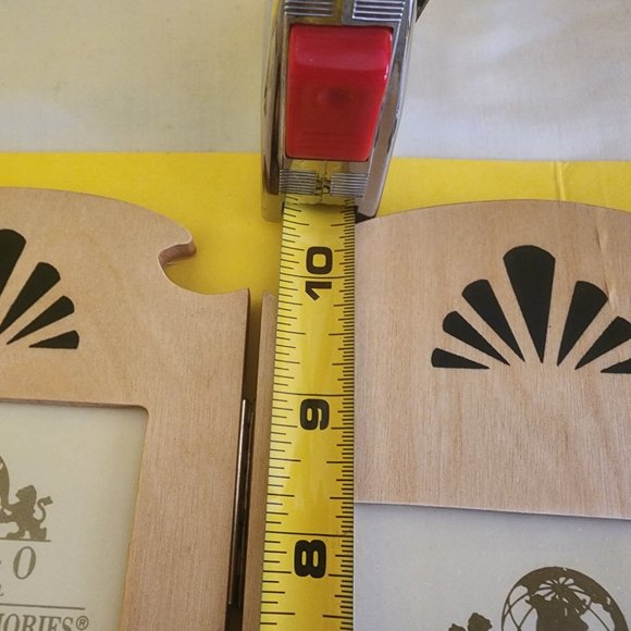 Picture Frame - Photo Screen Divider Style, Accordion, 7 photo spaces avail New - Picture 11 of 14